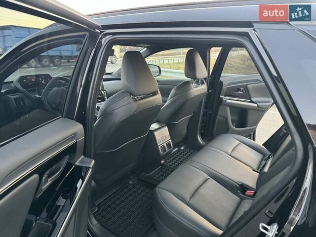 Чорний Субару Solterra, об'ємом двигуна 0 л та пробігом 15 тис. км за 28300 $, фото 13 на Automoto.ua
