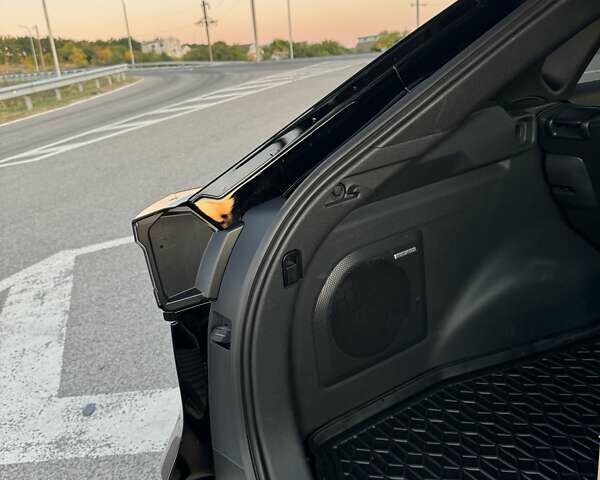 Чорний Субару Solterra, об'ємом двигуна 0 л та пробігом 15 тис. км за 28300 $, фото 10 на Automoto.ua