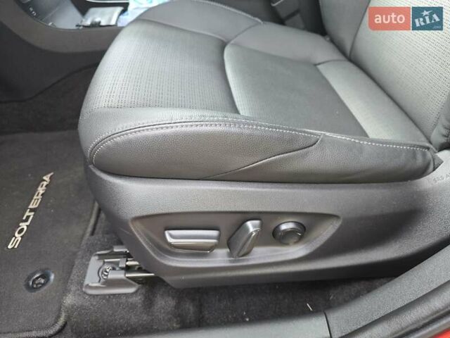 Красный Субару Solterra, объемом двигателя 0 л и пробегом 24 тыс. км за 28950 $, фото 15 на Automoto.ua