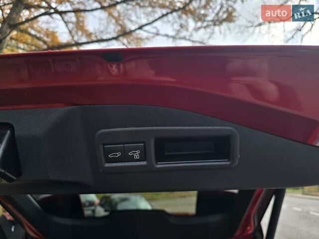 Красный Субару Solterra, объемом двигателя 0 л и пробегом 24 тыс. км за 28950 $, фото 4 на Automoto.ua