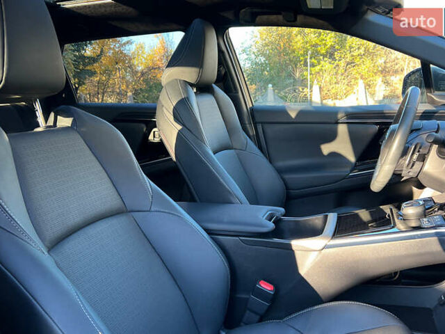 Субару Solterra 2022 у Львові на Automoto.ua Сірий Субару Solterra, об'ємом двигуна 0 л та пробігом 23 тис. км за 30900 $, фото 19 на Automoto.ua