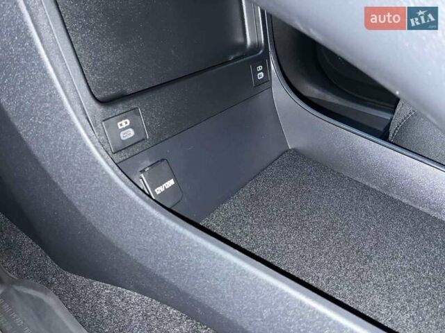 Серый Субару Solterra, объемом двигателя 0 л и пробегом 17 тыс. км за 24800 $, фото 19 на Automoto.ua