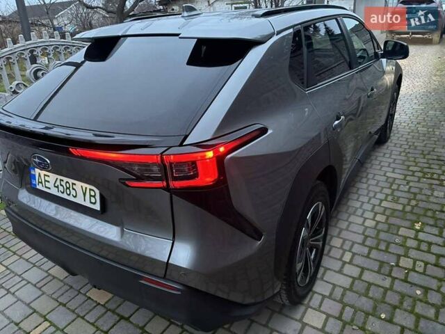 Серый Субару Solterra, объемом двигателя 0 л и пробегом 17 тыс. км за 24800 $, фото 5 на Automoto.ua
