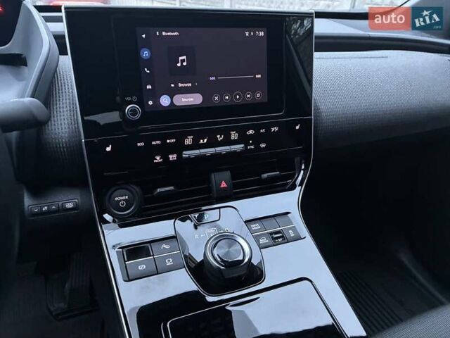 Серый Субару Solterra, объемом двигателя 0 л и пробегом 17 тыс. км за 24800 $, фото 14 на Automoto.ua