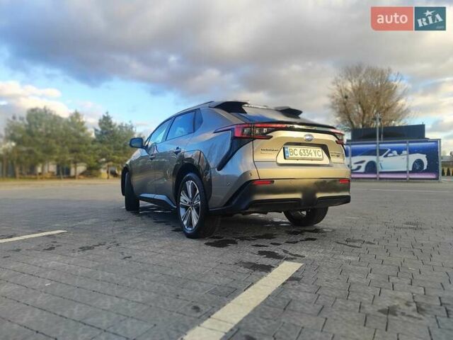 Серый Субару Solterra, объемом двигателя 0 л и пробегом 13 тыс. км за 25000 $, фото 5 на Automoto.ua