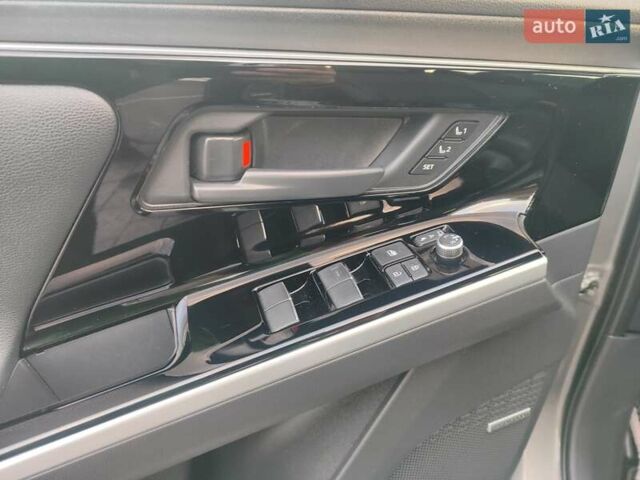 Серый Субару Solterra, объемом двигателя 0 л и пробегом 13 тыс. км за 25000 $, фото 23 на Automoto.ua