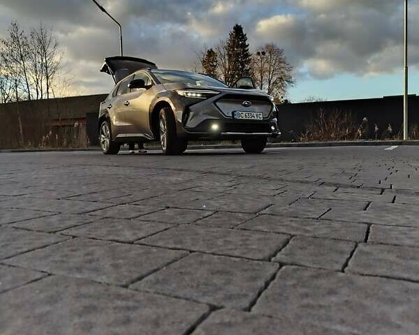Серый Субару Solterra, объемом двигателя 0 л и пробегом 13 тыс. км за 25000 $, фото 2 на Automoto.ua
