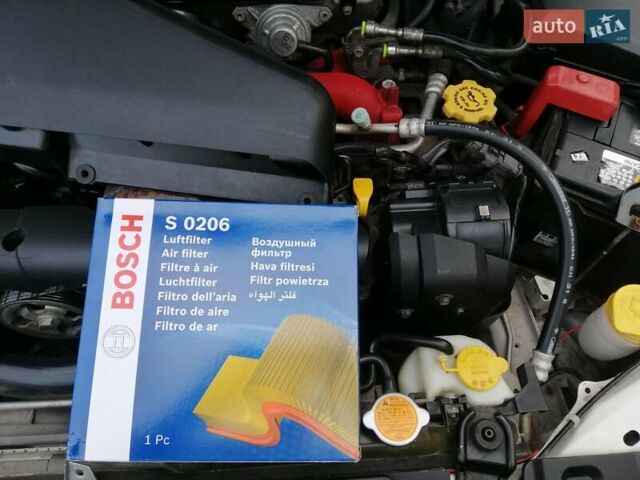 Білий Субару WRX STI, об'ємом двигуна 2.5 л та пробігом 150 тис. км за 25499 $, фото 6 на Automoto.ua