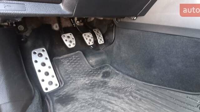 Білий Субару WRX STI, об'ємом двигуна 2.5 л та пробігом 150 тис. км за 25499 $, фото 45 на Automoto.ua
