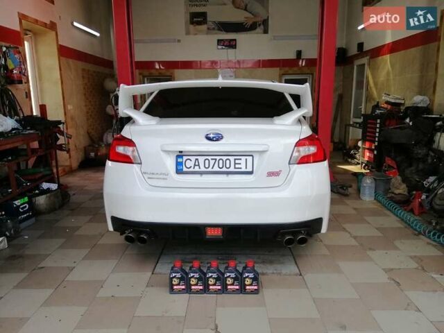Білий Субару WRX STI, об'ємом двигуна 2.5 л та пробігом 150 тис. км за 25499 $, фото 2 на Automoto.ua