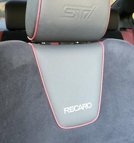 Чорний Субару WRX STI, об'ємом двигуна 2.46 л та пробігом 50 тис. км за 28500 $, фото 10 на Automoto.ua