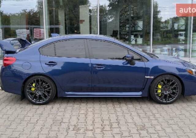 Синий Субару WRX STI, объемом двигателя 2.5 л и пробегом 129 тыс. км за 26500 $, фото 5 на Automoto.ua