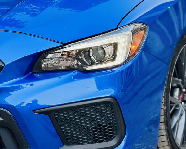 Синій Субару WRX STI, об'ємом двигуна 2.46 л та пробігом 112 тис. км за 29500 $, фото 6 на Automoto.ua