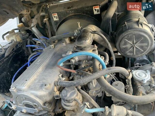 Сумітомо ФГ, об'ємом двигуна 2 л та пробігом 17 тис. км за 8999 $, фото 4 на Automoto.ua