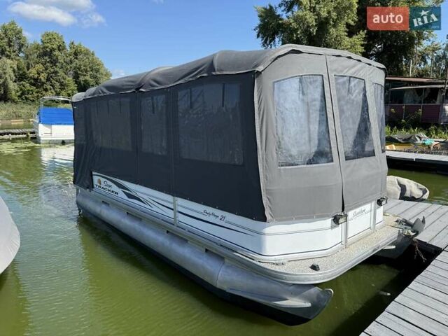 Сан Тракер Пати Барг 2007 в Киеве на Automoto.ua Белый Сан Тракер Пати Барг, объемом двигателя 0 л и пробегом 500 тыс. км за 32000 $, фото 11 на Automoto.ua