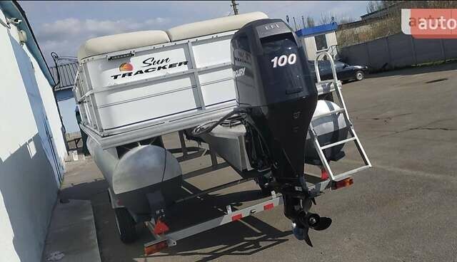 Сан Тракер Пати Барг 2007 в Киеве на Automoto.ua Белый Сан Тракер Пати Барг, объемом двигателя 0 л и пробегом 500 тыс. км за 32000 $, фото 21 на Automoto.ua