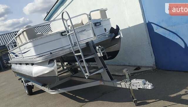 Сан Тракер Пати Барг 2007 в Киеве на Automoto.ua Белый Сан Тракер Пати Барг, объемом двигателя 0 л и пробегом 500 тыс. км за 32000 $, фото 18 на Automoto.ua