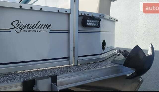 Сан Тракер Пати Барг 2007 в Киеве на Automoto.ua Белый Сан Тракер Пати Барг, объемом двигателя 0 л и пробегом 500 тыс. км за 32000 $, фото 19 на Automoto.ua