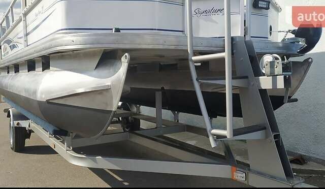 Сан Тракер Пати Барг 2007 в Киеве на Automoto.ua Белый Сан Тракер Пати Барг, объемом двигателя 0 л и пробегом 500 тыс. км за 32000 $, фото 24 на Automoto.ua