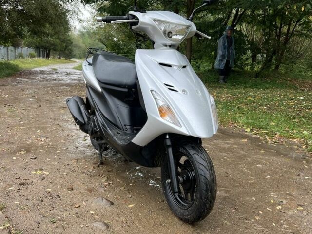 Сузуки Адресс, объемом двигателя 0.13 л и пробегом 0 тыс. км за 1200 $, фото 5 на Automoto.ua