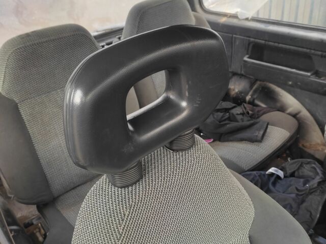 Черный Сузуки Аэрио, объемом двигателя 0 л и пробегом 300 тыс. км за 954 $, фото 2 на Automoto.ua