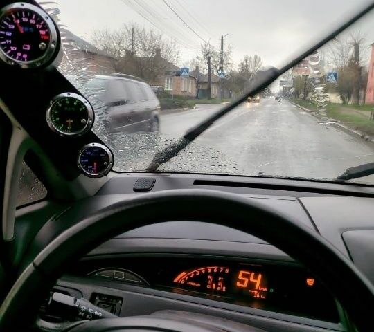Черный Сузуки Аэрио, объемом двигателя 2 л и пробегом 250 тыс. км за 1690 $, фото 1 на Automoto.ua