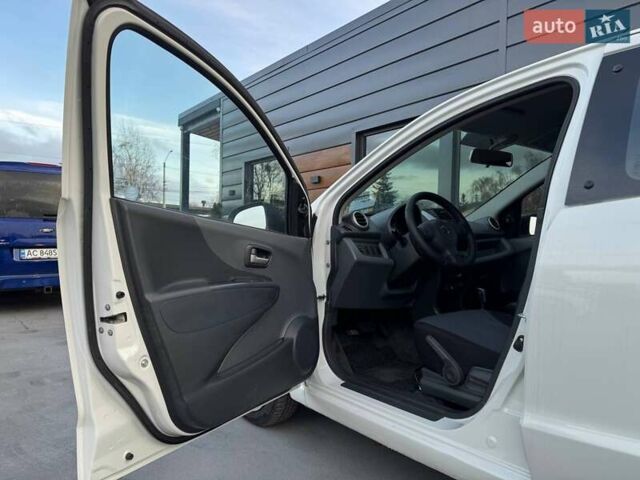 Белый Сузуки Альто, объемом двигателя 1 л и пробегом 171 тыс. км за 7300 $, фото 10 на Automoto.ua