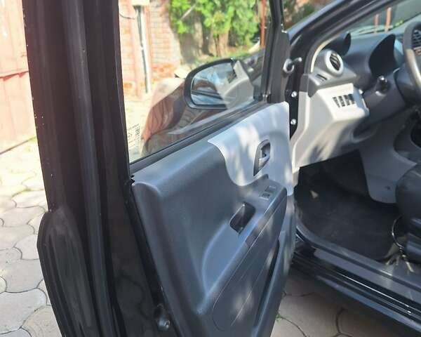 Черный Сузуки Альто, объемом двигателя 1 л и пробегом 173 тыс. км за 5800 $, фото 1 на Automoto.ua