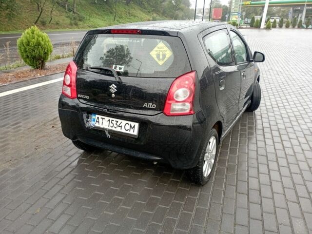 Черный Сузуки Альто, объемом двигателя 1 л и пробегом 150 тыс. км за 4000 $, фото 4 на Automoto.ua
