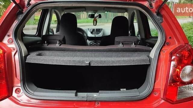 Червоний Сузукі Альто, об'ємом двигуна 1 л та пробігом 138 тис. км за 3500 $, фото 12 на Automoto.ua