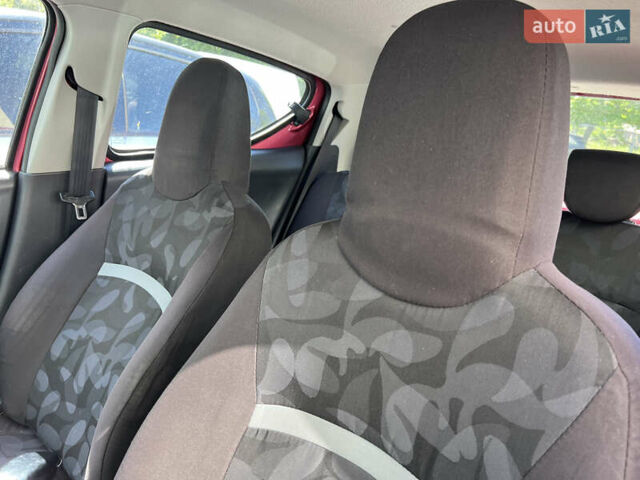 Красный Сузуки Альто, объемом двигателя 1 л и пробегом 174 тыс. км за 5200 $, фото 5 на Automoto.ua