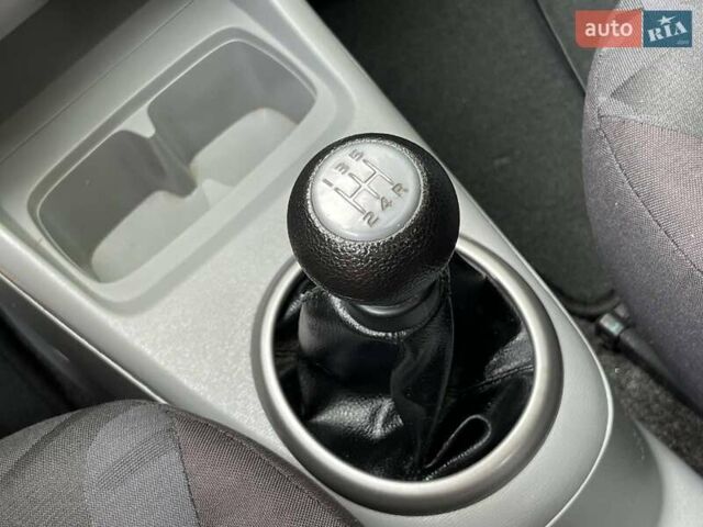 Красный Сузуки Альто, объемом двигателя 1 л и пробегом 147 тыс. км за 3990 $, фото 29 на Automoto.ua