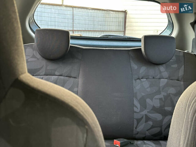 Серый Сузуки Альто, объемом двигателя 1 л и пробегом 113 тыс. км за 5800 $, фото 4 на Automoto.ua