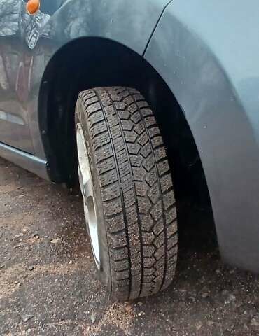 Сірий Сузукі Альто, об'ємом двигуна 1 л та пробігом 142 тис. км за 3950 $, фото 18 на Automoto.ua