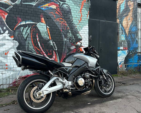 Сузуки Б-Кинг, объемом двигателя 0 л и пробегом 70 тыс. км за 6000 $, фото 5 на Automoto.ua