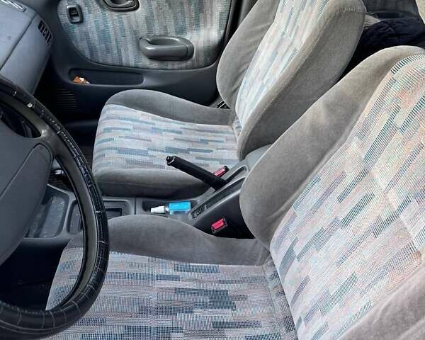 Белый Сузуки Балеро, объемом двигателя 1.6 л и пробегом 260 тыс. км за 2600 $, фото 8 на Automoto.ua