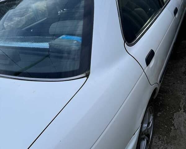 Белый Сузуки Балеро, объемом двигателя 1.6 л и пробегом 260 тыс. км за 2600 $, фото 6 на Automoto.ua