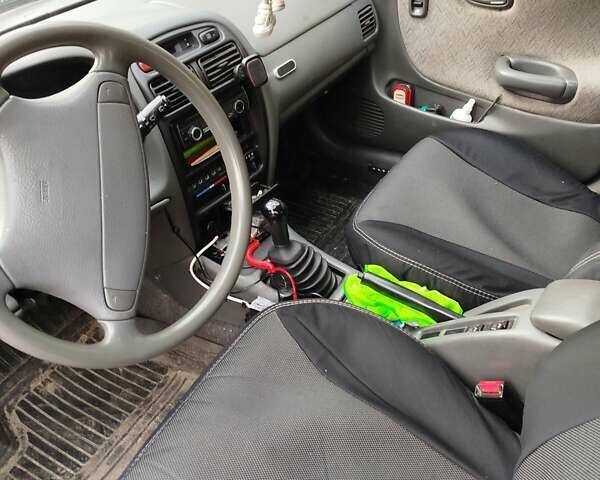 Червоний Сузукі Балеро, об'ємом двигуна 1.6 л та пробігом 214 тис. км за 3500 $, фото 4 на Automoto.ua