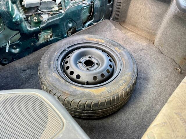 Зеленый Сузуки Балеро, объемом двигателя 0 л и пробегом 270 тыс. км за 1000 $, фото 10 на Automoto.ua