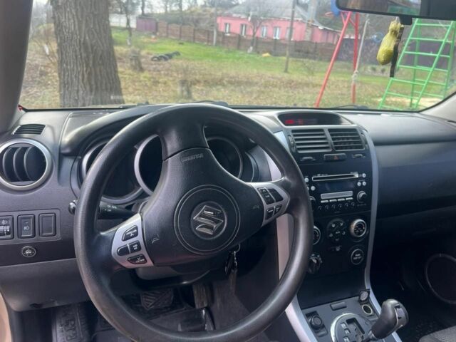 Бежевый Сузуки Другая, объемом двигателя 2 л и пробегом 345 тыс. км за 6500 $, фото 7 на Automoto.ua