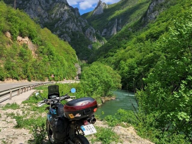 Сузукі Інша, об'ємом двигуна 0.65 л та пробігом 0 тис. км за 2500 $, фото 2 на Automoto.ua