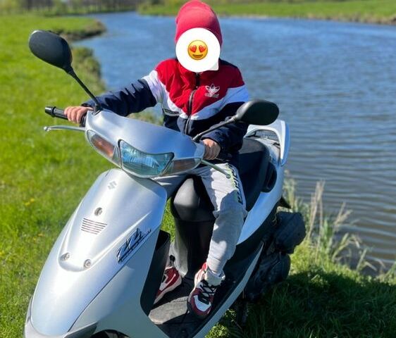 Сузуки Другая, объемом двигателя 60 л и пробегом 0 тыс. км за 850 $, фото 2 на Automoto.ua