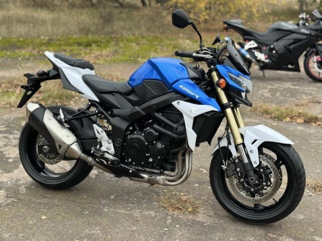 Сузукі Інша, об'ємом двигуна 0.75 л та пробігом 0 тис. км за 7100 $, фото 1 на Automoto.ua