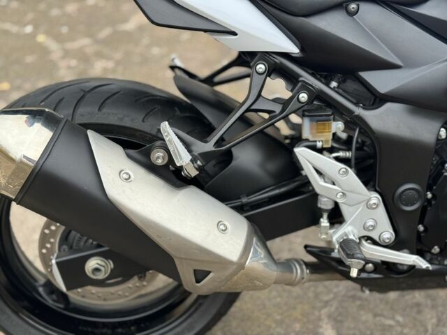 Сузукі Інша, об'ємом двигуна 0.75 л та пробігом 0 тис. км за 7100 $, фото 12 на Automoto.ua