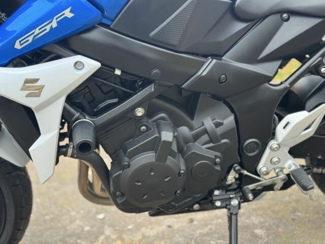 Сузукі Інша, об'ємом двигуна 0.75 л та пробігом 0 тис. км за 7100 $, фото 15 на Automoto.ua