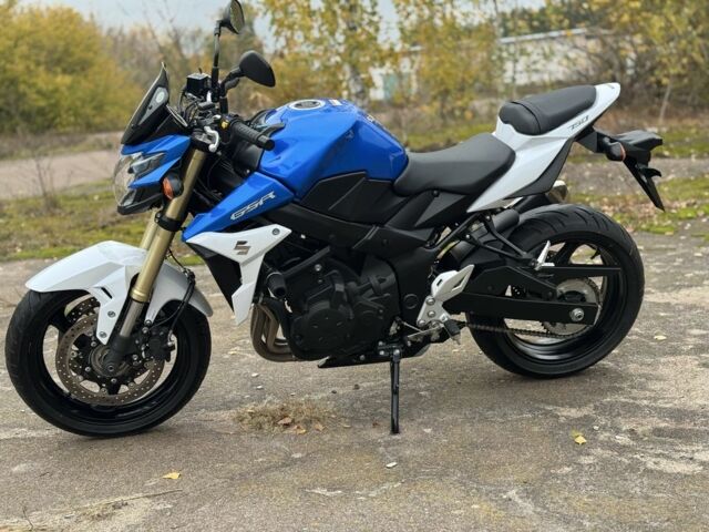 Сузукі Інша, об'ємом двигуна 0.75 л та пробігом 0 тис. км за 7100 $, фото 7 на Automoto.ua