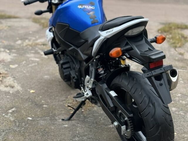 Сузукі Інша, об'ємом двигуна 0.75 л та пробігом 0 тис. км за 7100 $, фото 5 на Automoto.ua