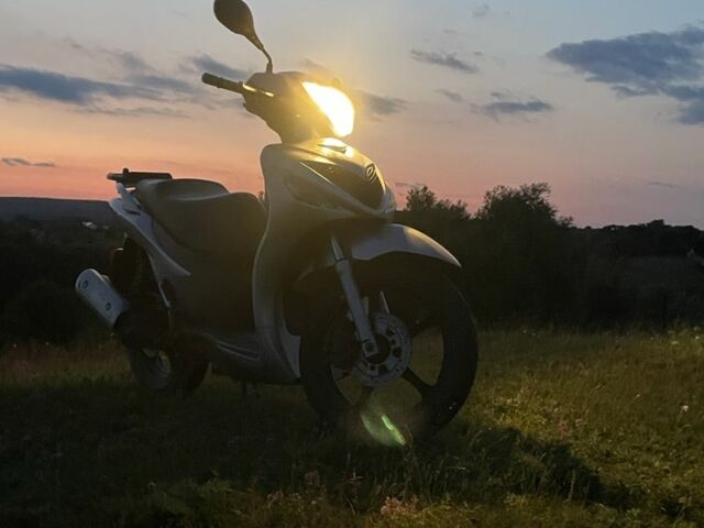 Сузуки Другая, объемом двигателя 0.15 л и пробегом 0 тыс. км за 950 $, фото 5 на Automoto.ua