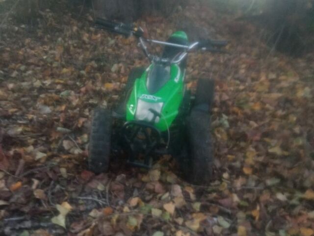 Сузуки Другая, объемом двигателя 0 л и пробегом 0 тыс. км за 150 $, фото 1 на Automoto.ua