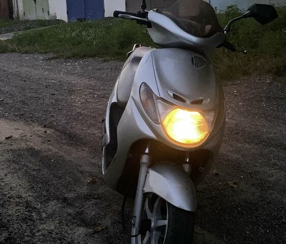 Сузукі Інша, об'ємом двигуна 0.11 л та пробігом 0 тис. км за 22000 $, фото 3 на Automoto.ua